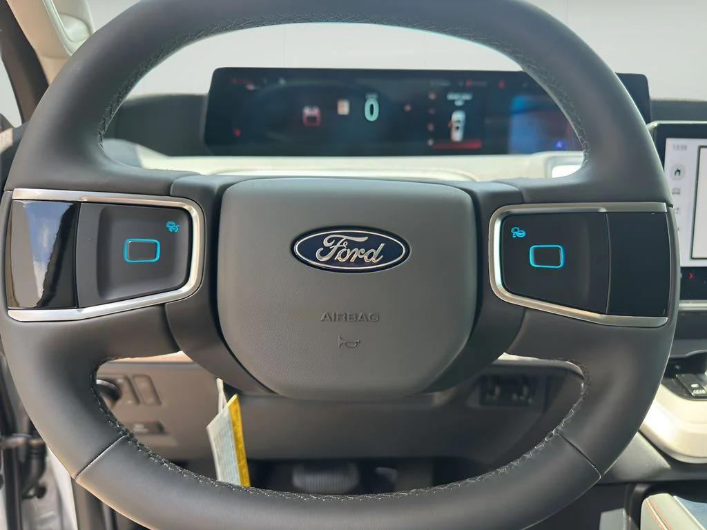New 2025 Space Silver Metallic Ford Active image 12