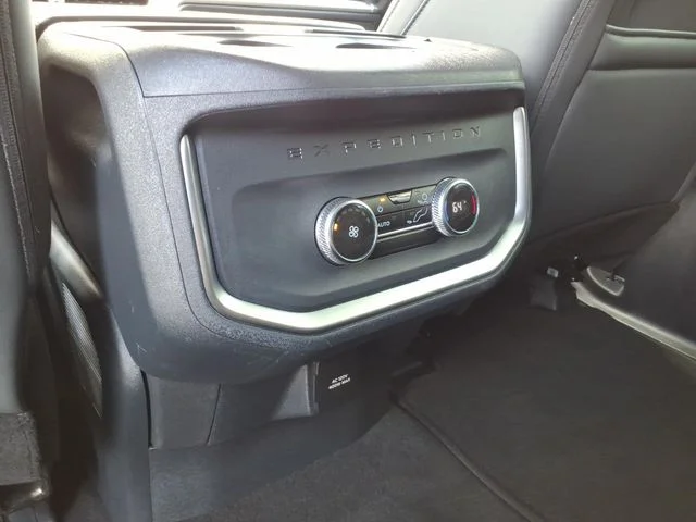 Used 2025 White Ford Active image 18