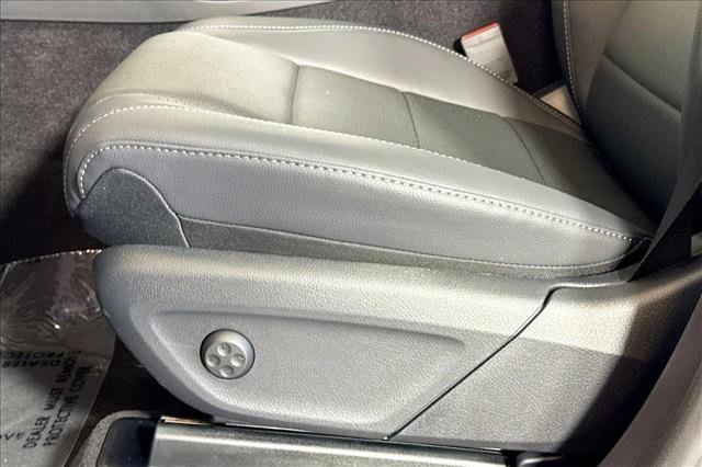 New 2026 MANUFAKTUR Alpine Grey Mercedes-Benz GLS 450 image 47