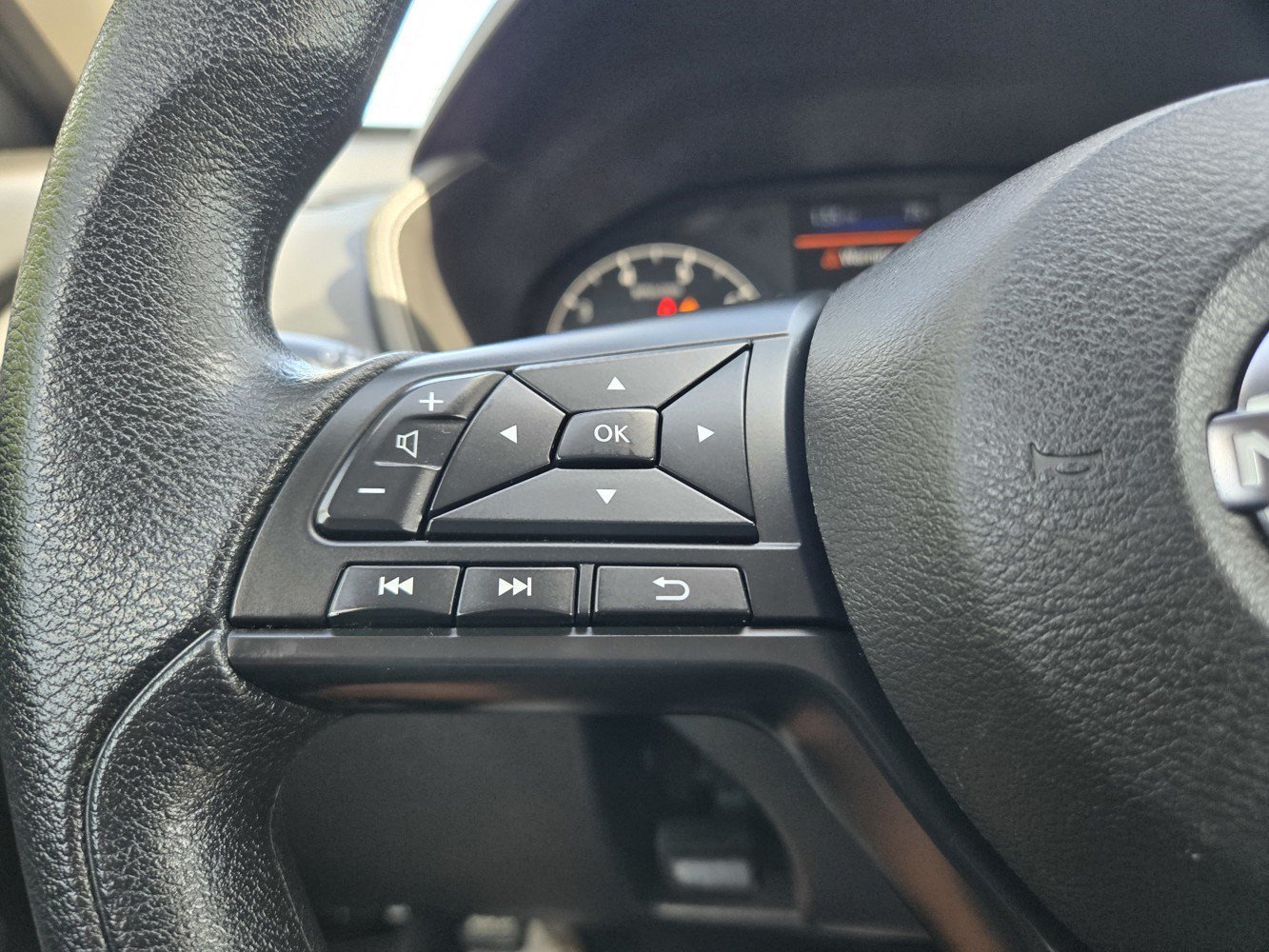 2024 Nissan Altima S - Photo 17