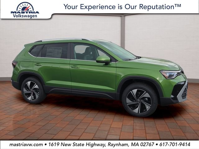 New 2026 Green Volkswagen 1.5T SE image 1