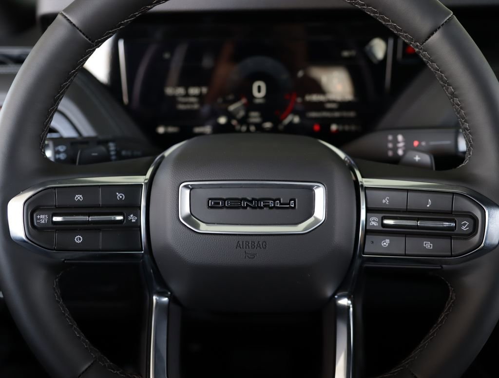 2026 GMC Yukon Denali - Photo 12