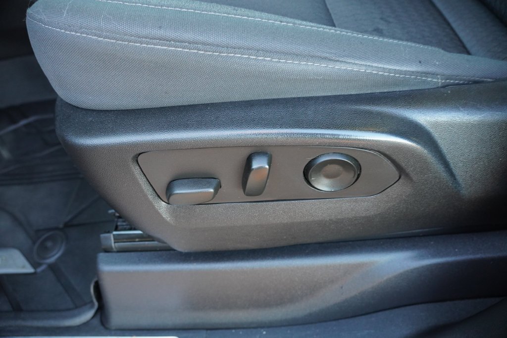 2022 Chevrolet Silverado 1500 LT - Photo 22