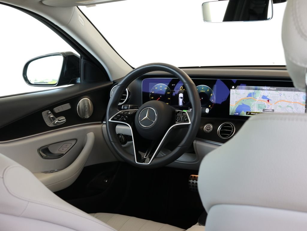 Used 2022  Mercedes-Benz E 450 image 35