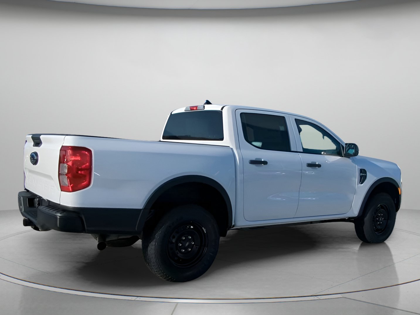 New 2026 Oxford White Ford XL image 26