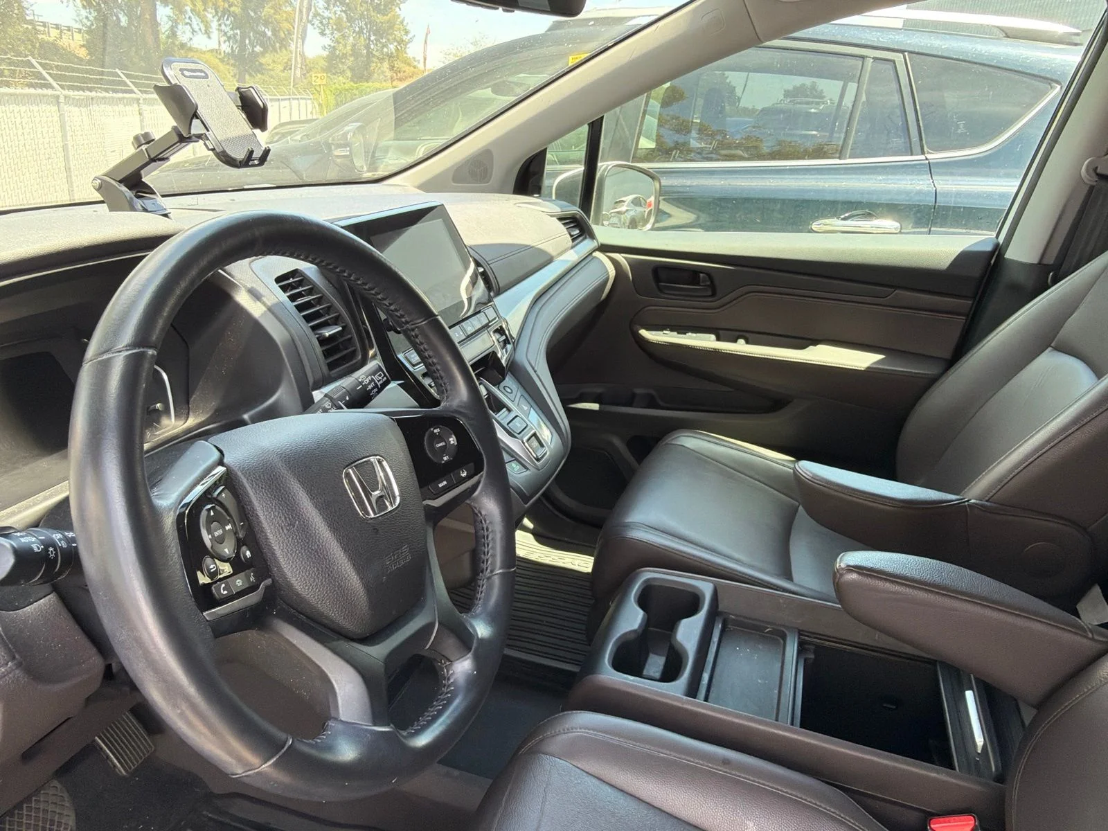 Used 2018 White Diamond Pearl Honda EX-L image 5