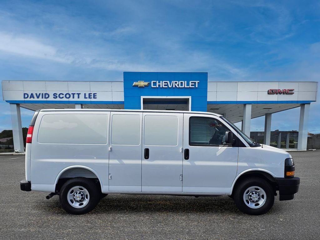 2025 Chevrolet Express Cargo Work Van - Photo 7