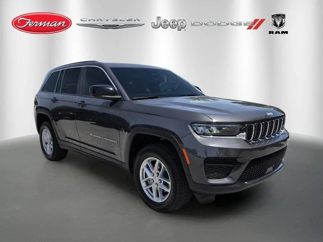 New 2026 Baltic Gray Metallic Clear-Coat Exterior Paint Jeep Laredo X image 1