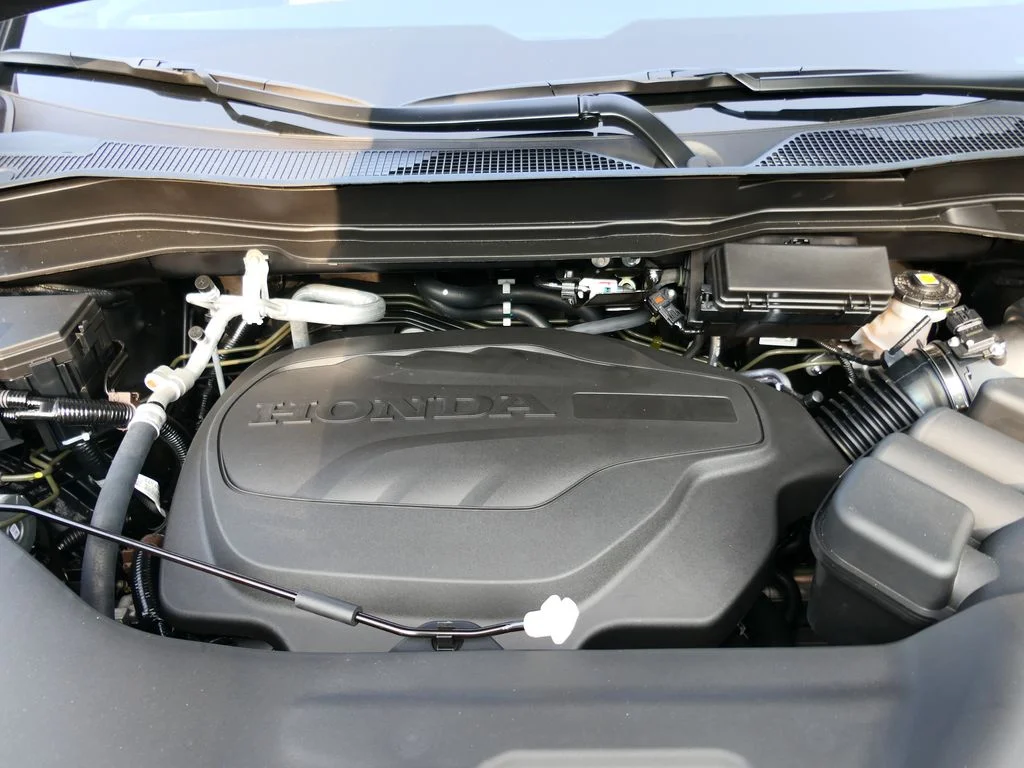 New 2026 Crystal Black Pearl Honda RTL image 36