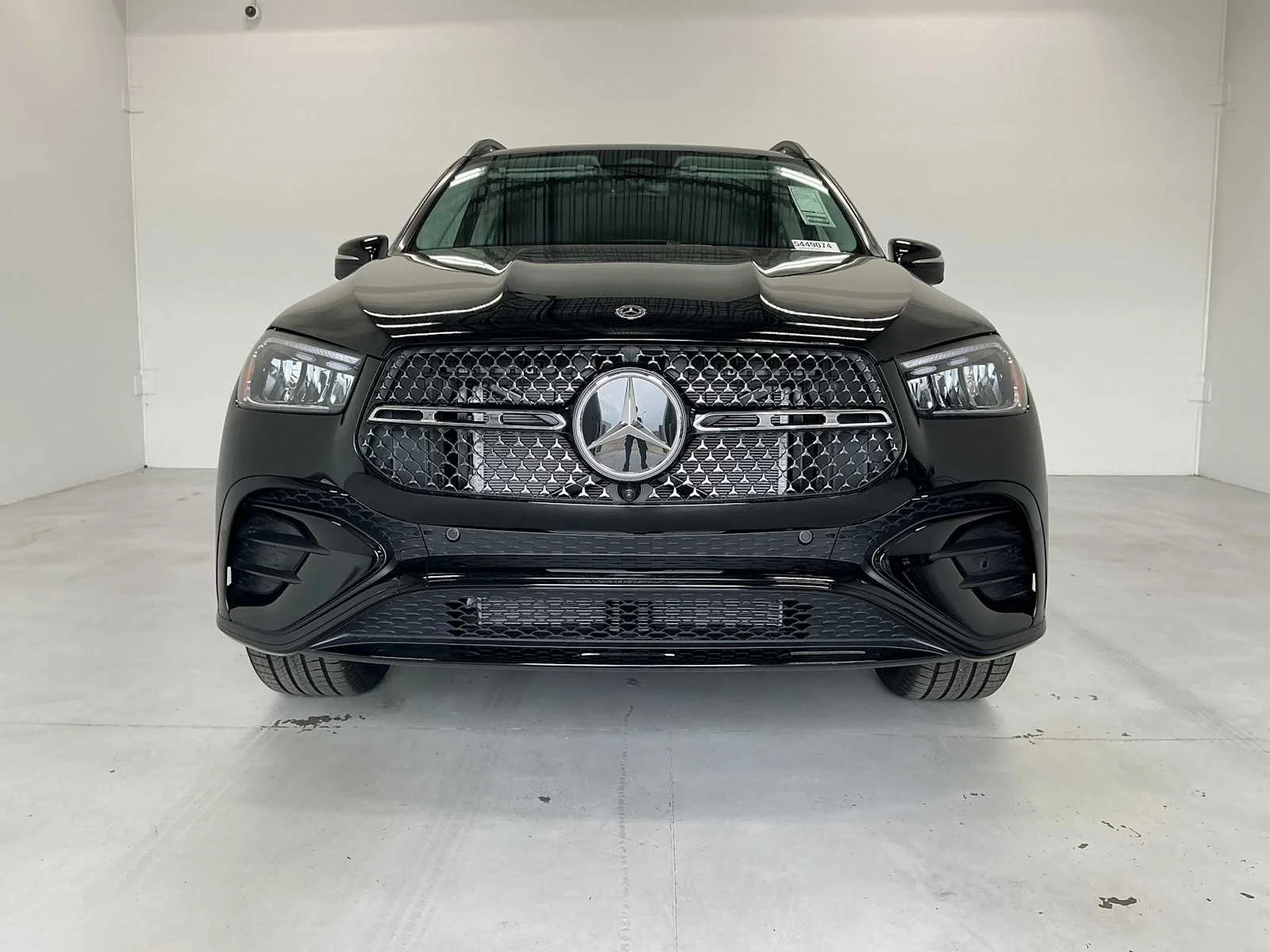 New 2026 Black Mercedes-Benz GLE 450 image 2