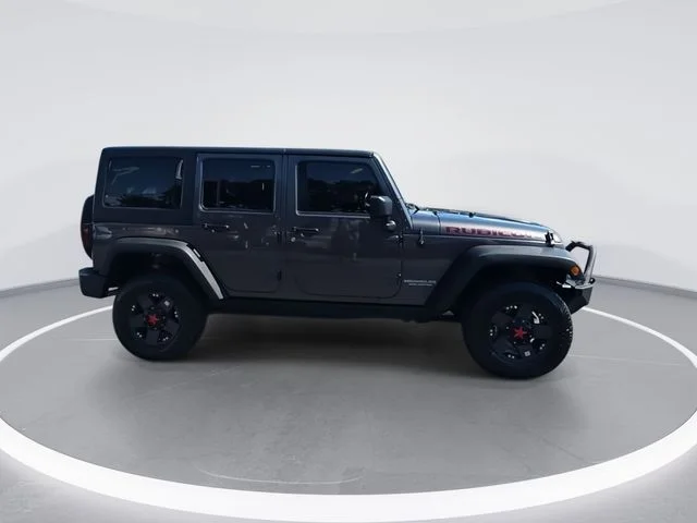 Used 2014 Gray Jeep Unlimited Rubicon image 9