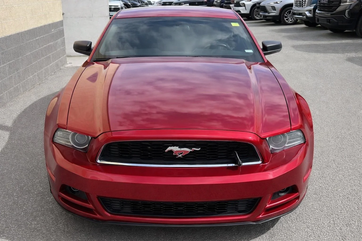 Used 2014 Red Ford V6 image 2