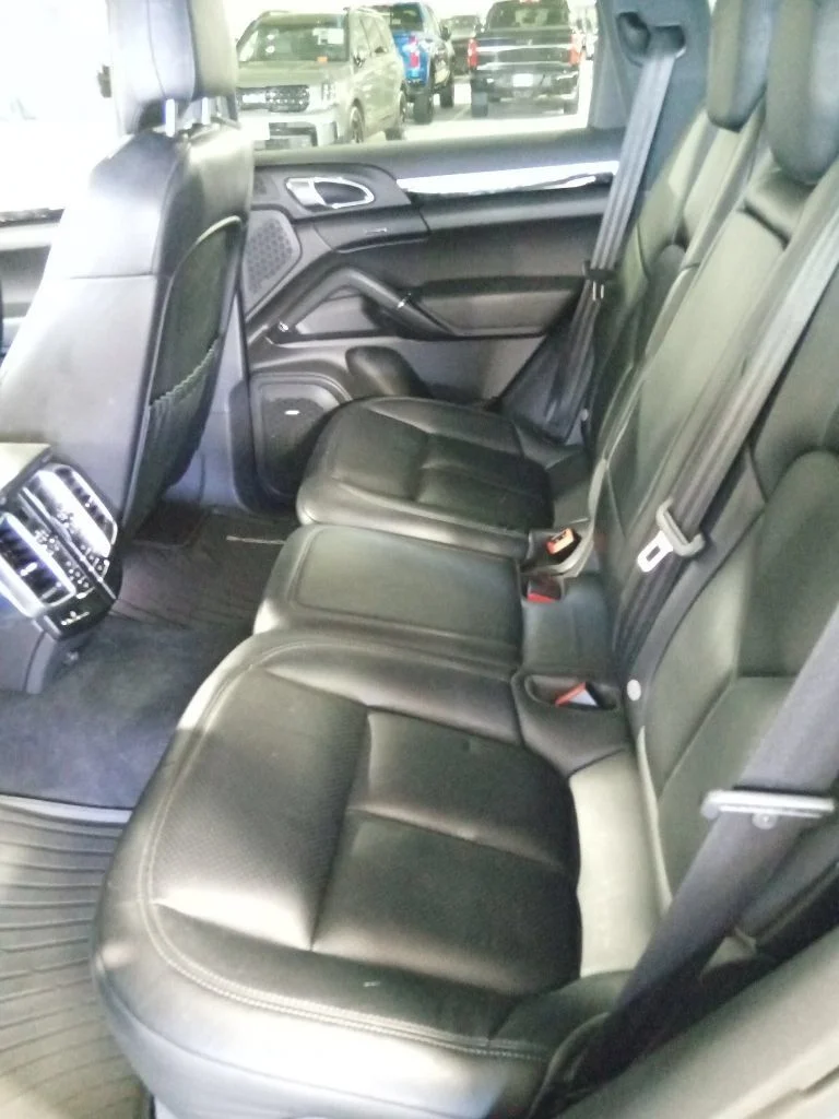 Used 2018 Purpurite Metallic Porsche Platinum Edition image 10