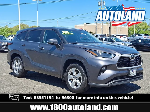 2024 Toyota Highlander LE