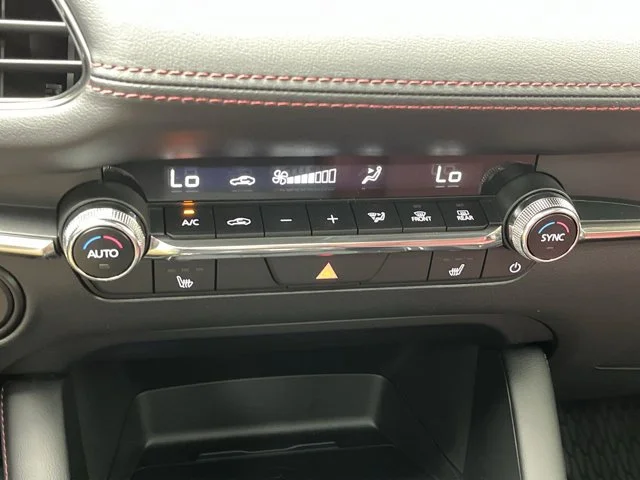 2026 Mazda Mazda3 Carbon Edition - Photo 20