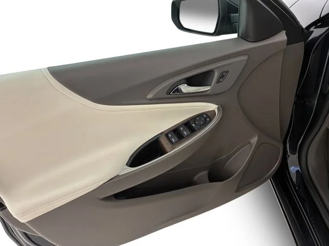 Used 2022 Gray Chevrolet LT image 13