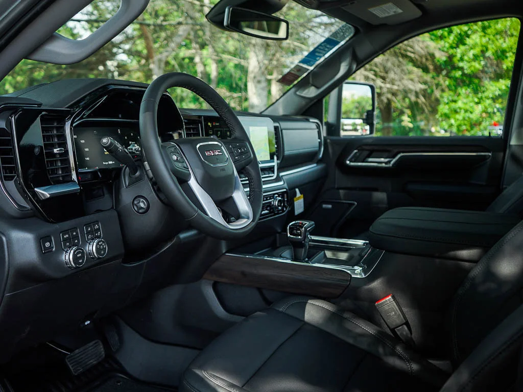 2026 GMC Sierra 1500 SLT - Photo 15