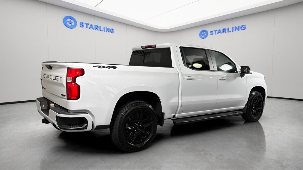 Certified Used 2025 Summit White Chevrolet RST image 9