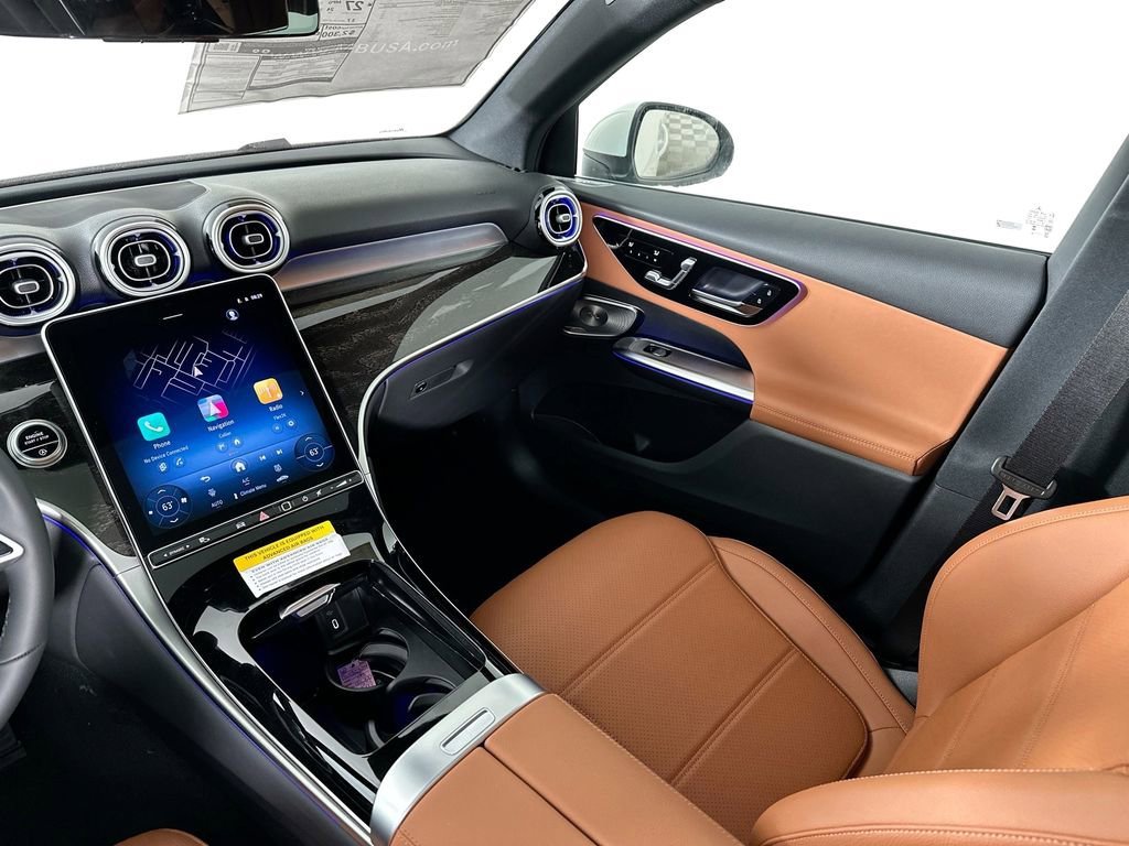 New 2026 Polar White Mercedes-Benz GLC 300 image 59
