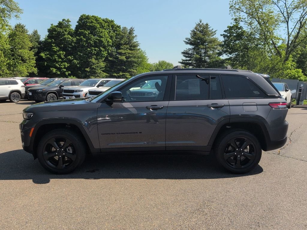 Certified Used 2023 Gray Jeep Altitude X image 6