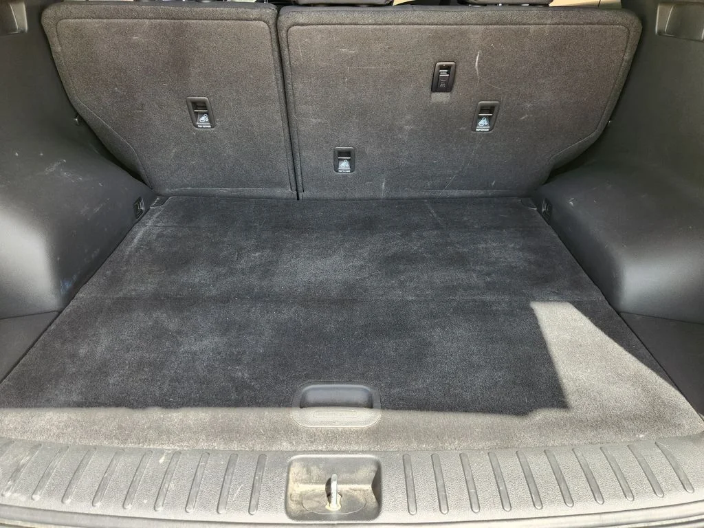 Used 2016 Ash Black Hyundai SE image 35