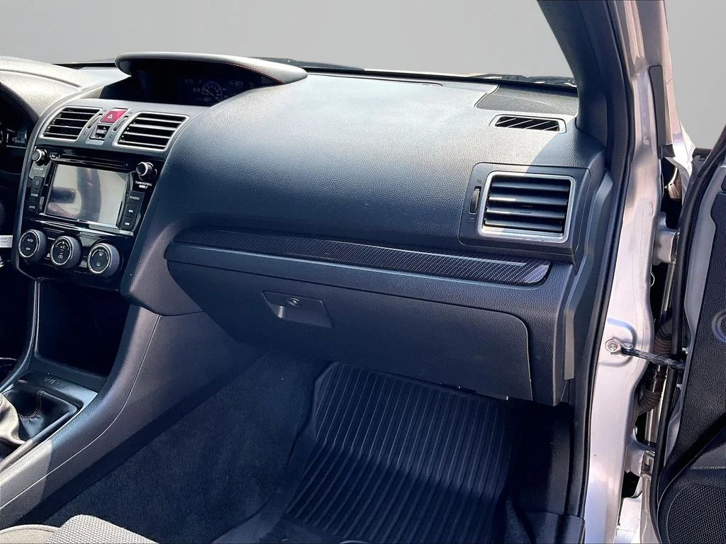 Used 2021 Silver Subaru Base image 18