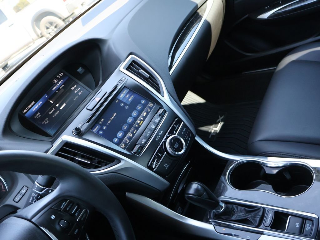 Used 2019  Acura 2.4L image 18