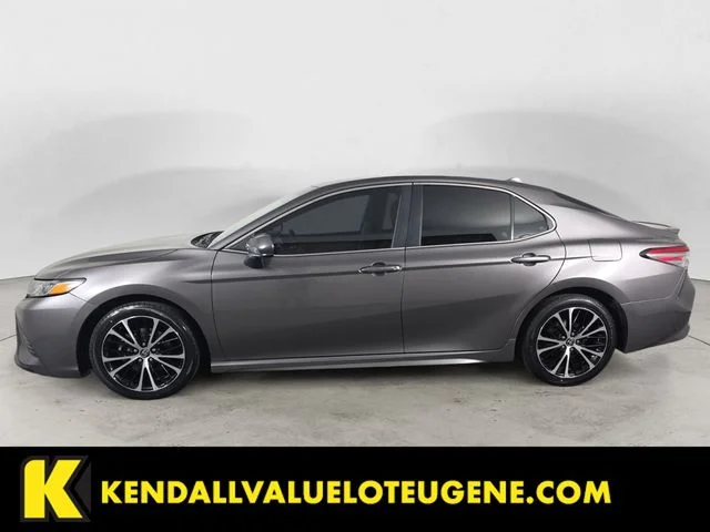 Used 2019 Gray Toyota SE image 8