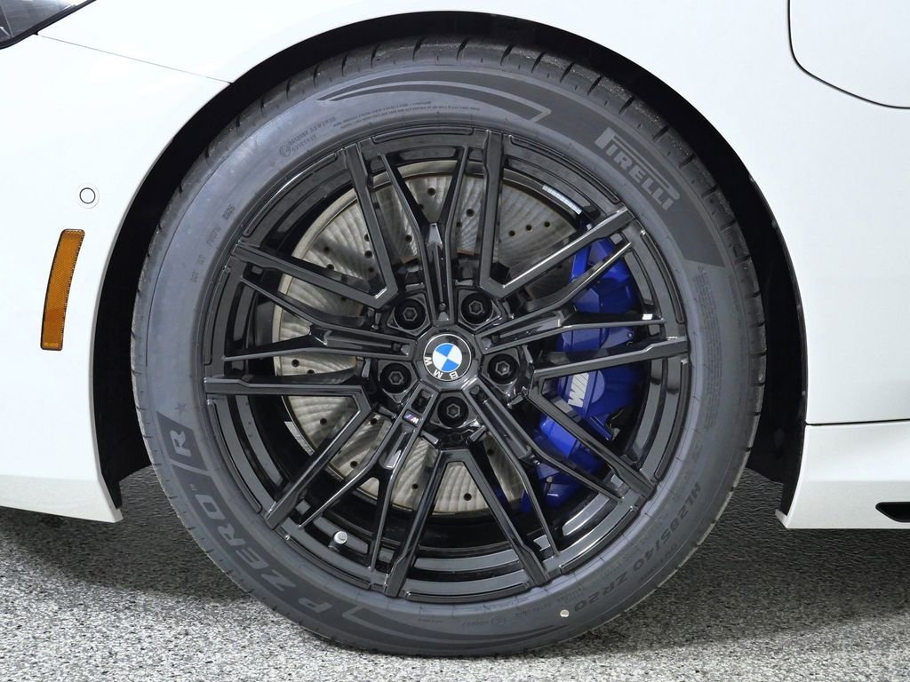 New 2026 Alpine White BMW Base image 17