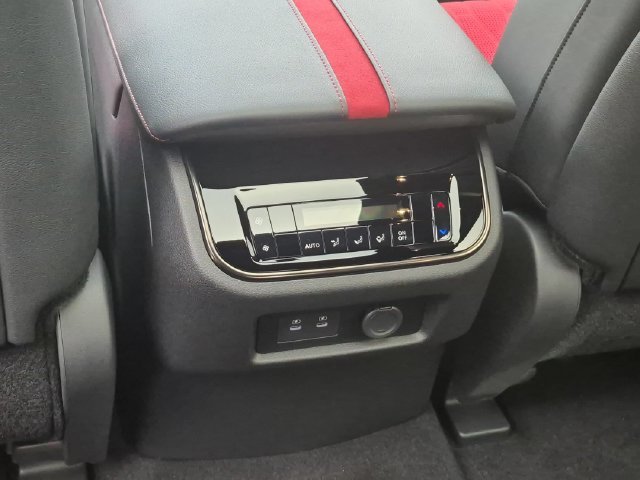 New 2026 Stealth Gray / Super Black Two-tone Nissan NISMO® image 24