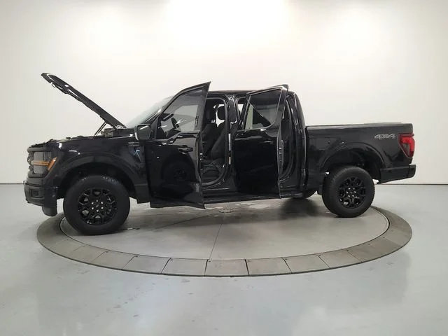Used 2024 Black Ford XLT image 12