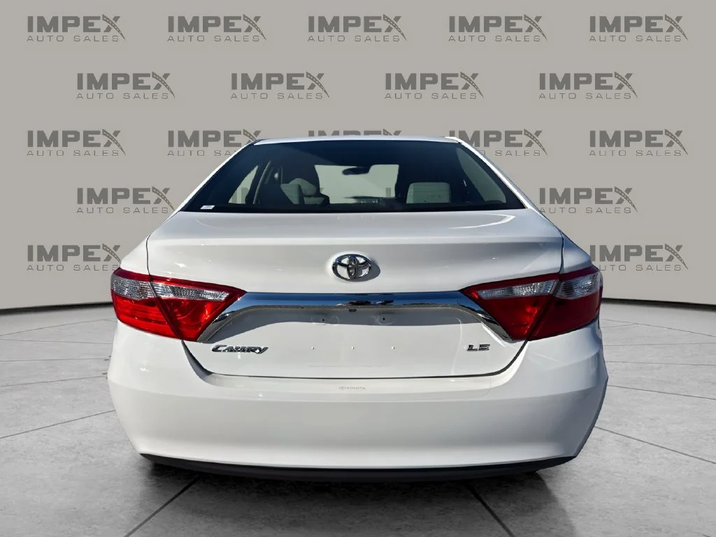 Used 2015 White Toyota LE image 4