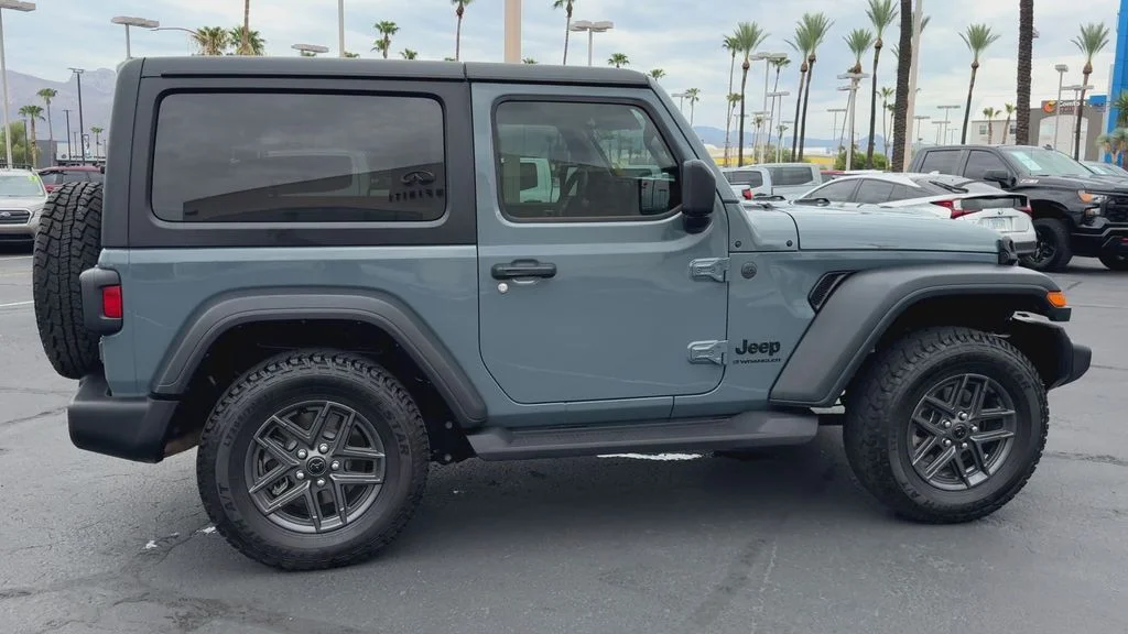 Used 2025 Gray Jeep Sport S image 2