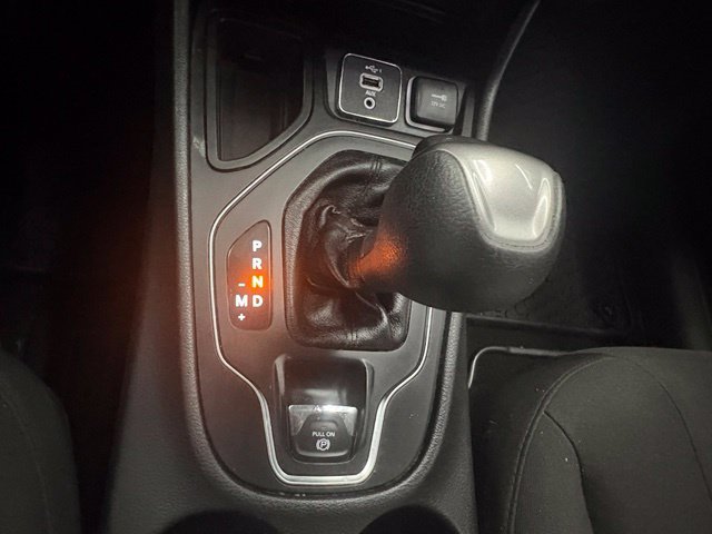 Used 2019 Black Jeep Latitude image 42