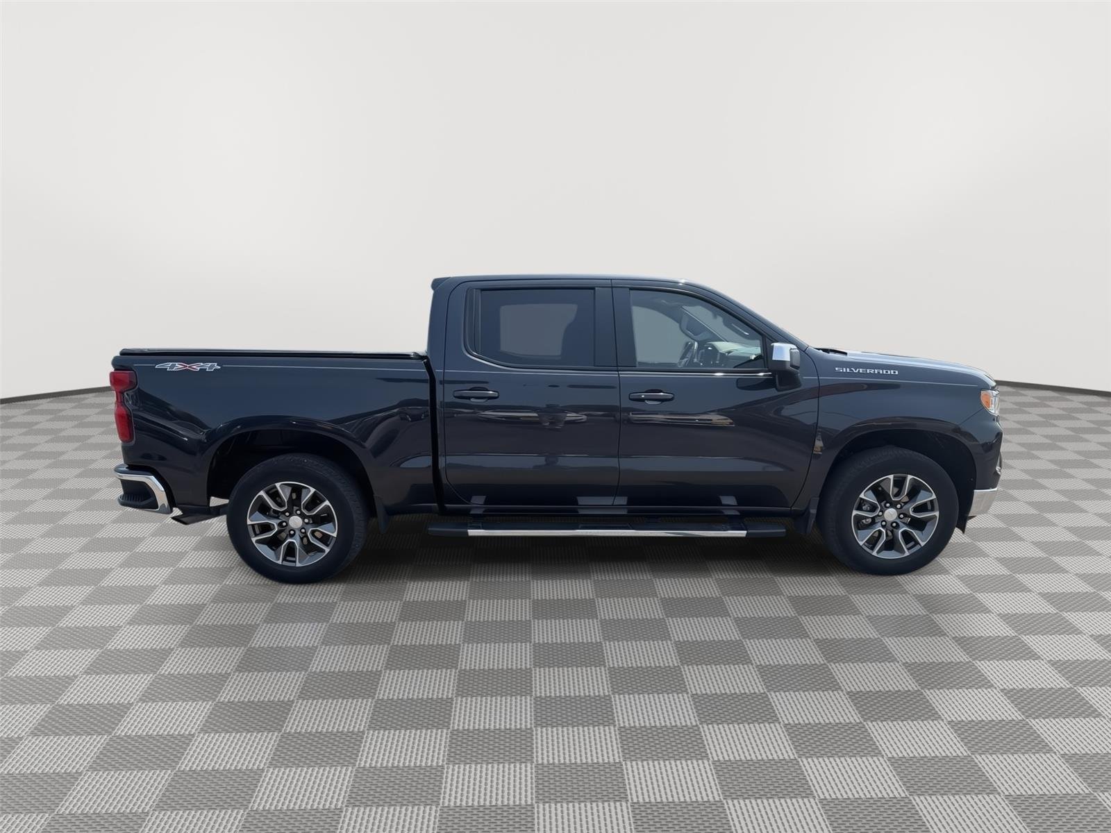 Used 2023 Dark Ash Metallic Chevrolet LT (2FL) image 7