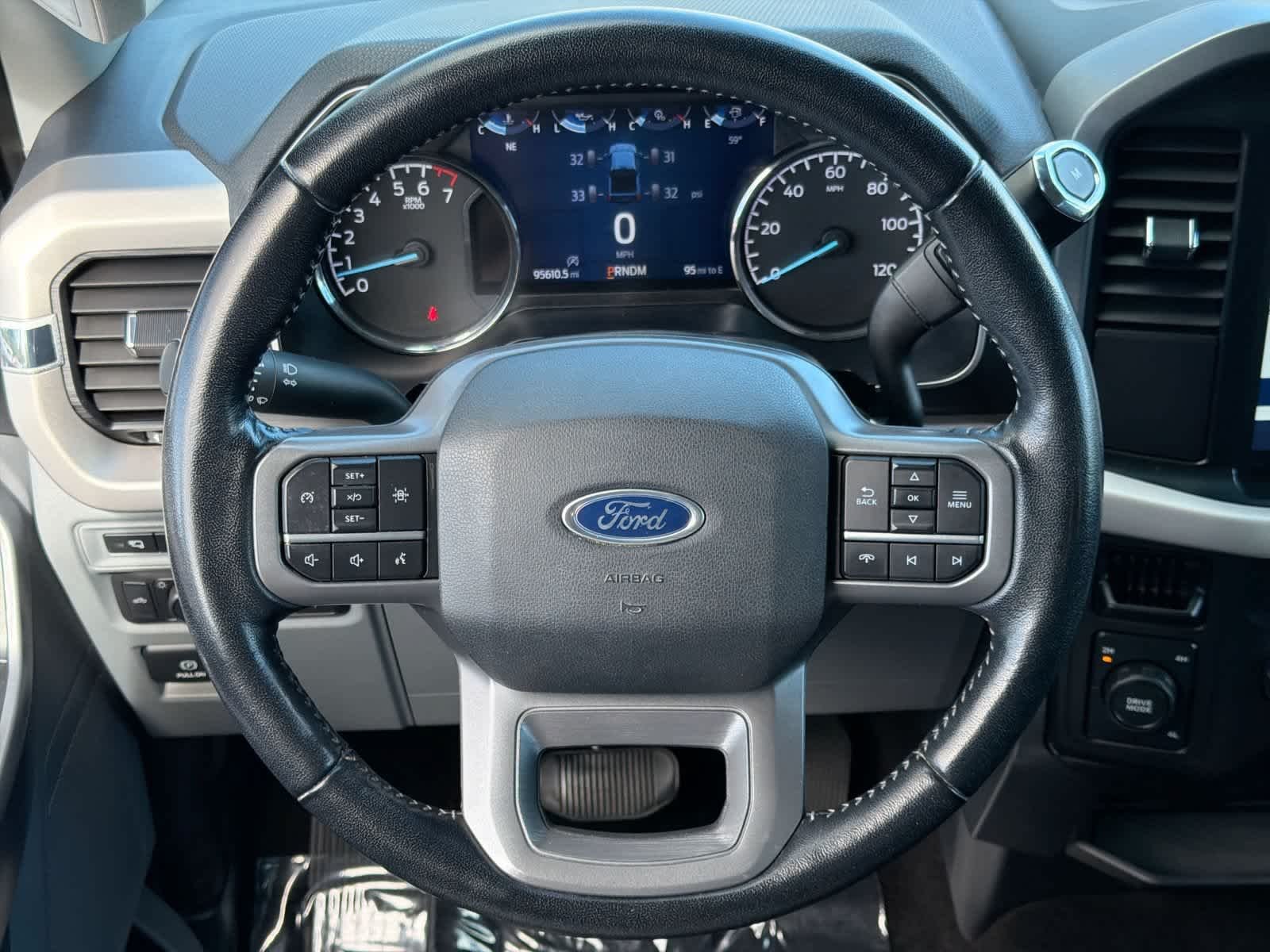 Certified Used 2021 Oxford White Ford XLT image 23