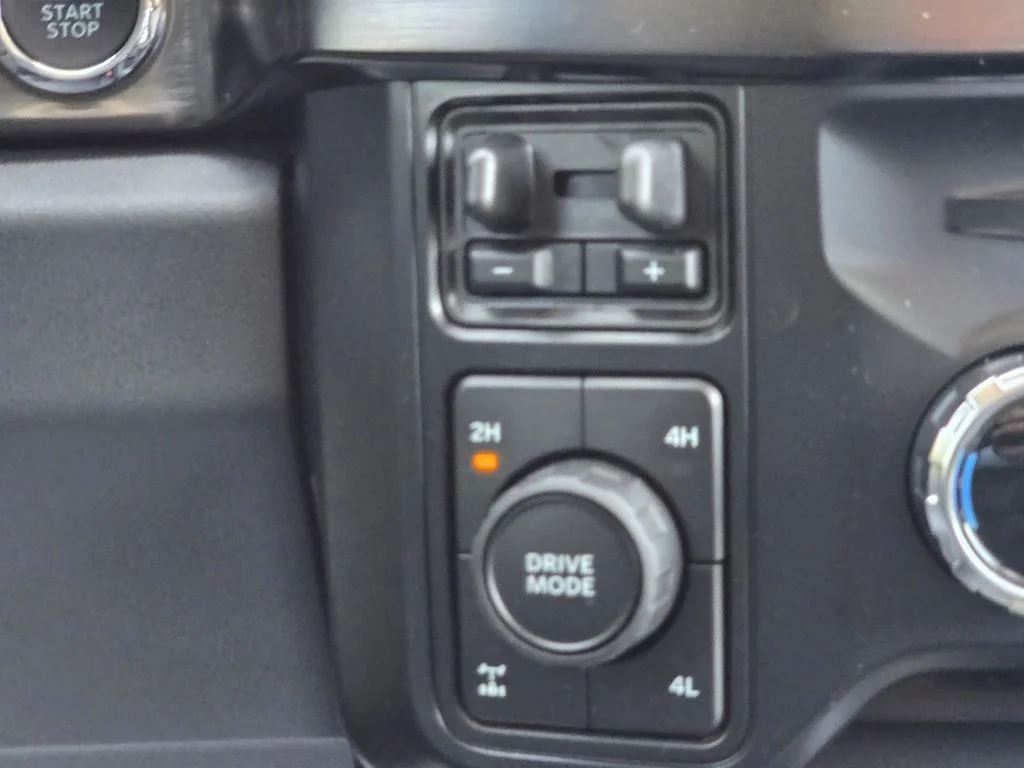 New 2026 Avalanche Ford F-250® Lariat® image 15