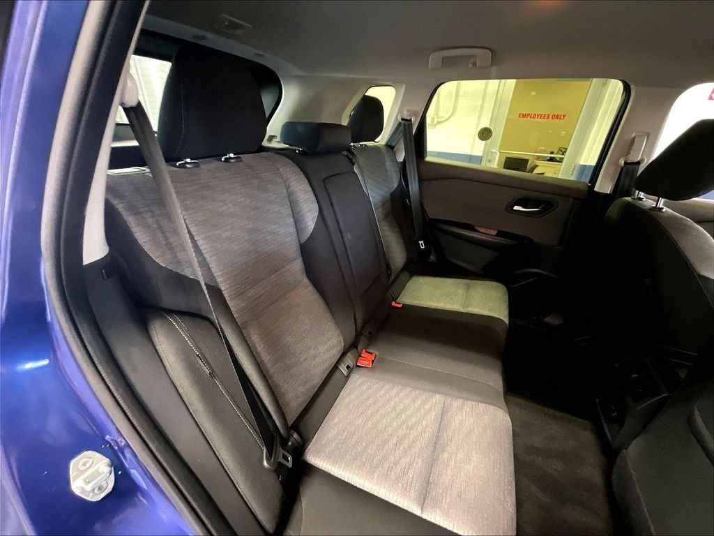 Used 2023 Blue Nissan SV image 16