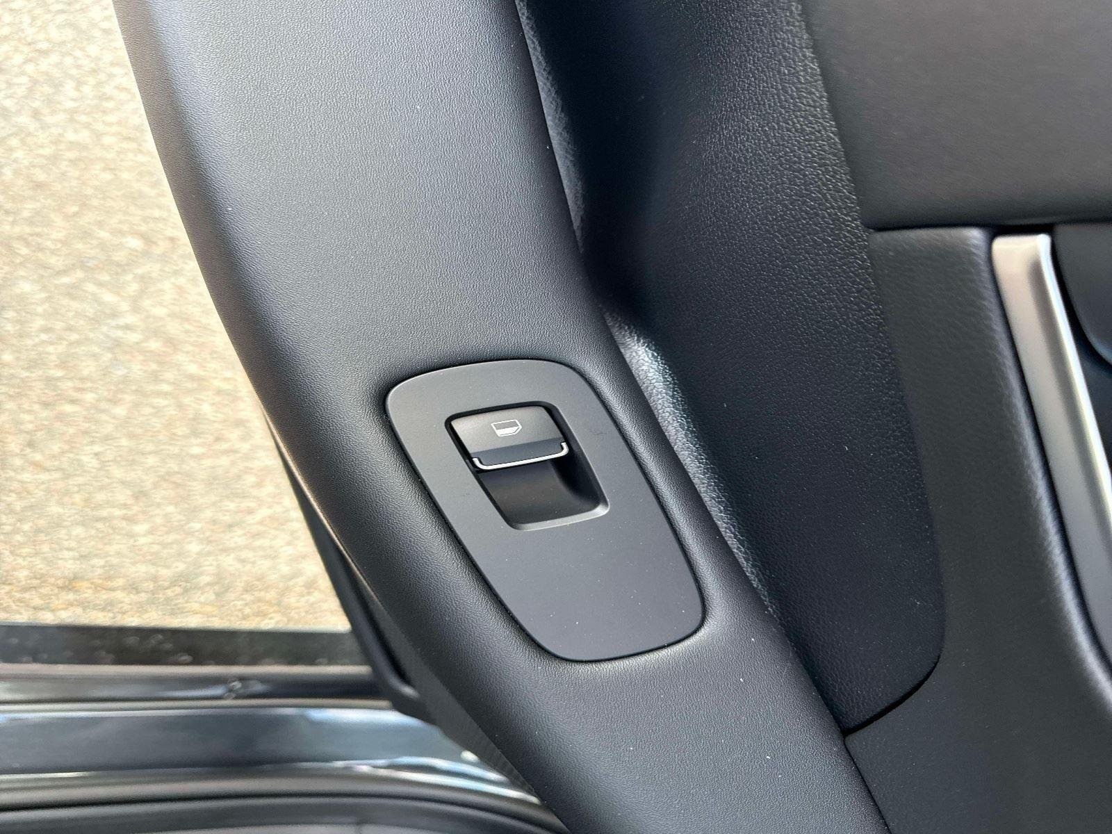 New 2025 Portofino Gray Hyundai SEL Convenience image 12