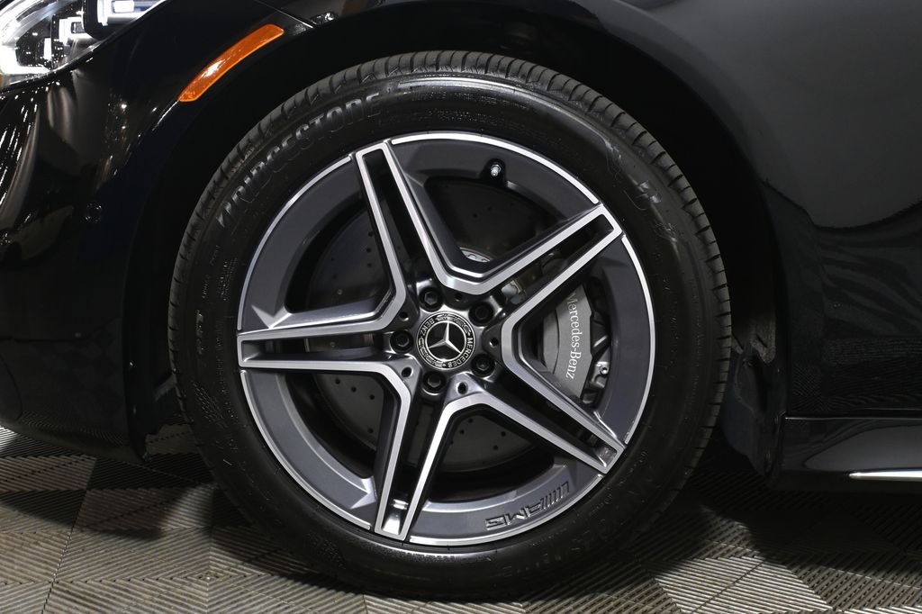 Certified Used 2025 Black Mercedes-Benz S 580 image 12