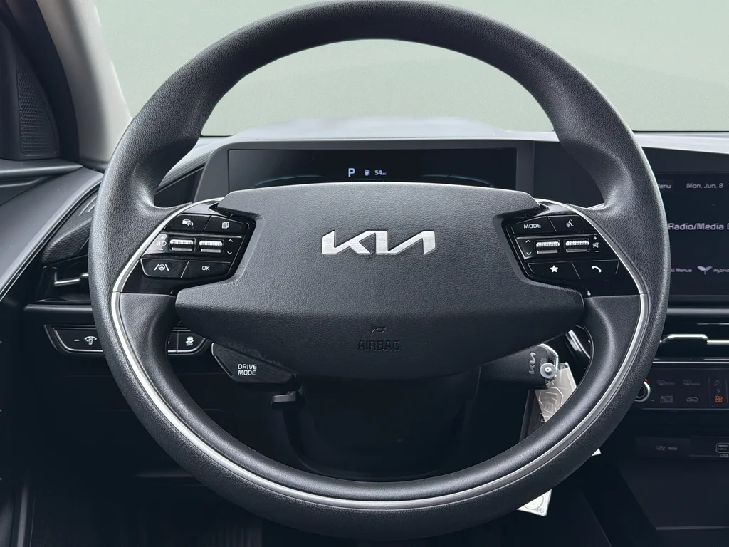 Used 2023 Black Kia LX image 22
