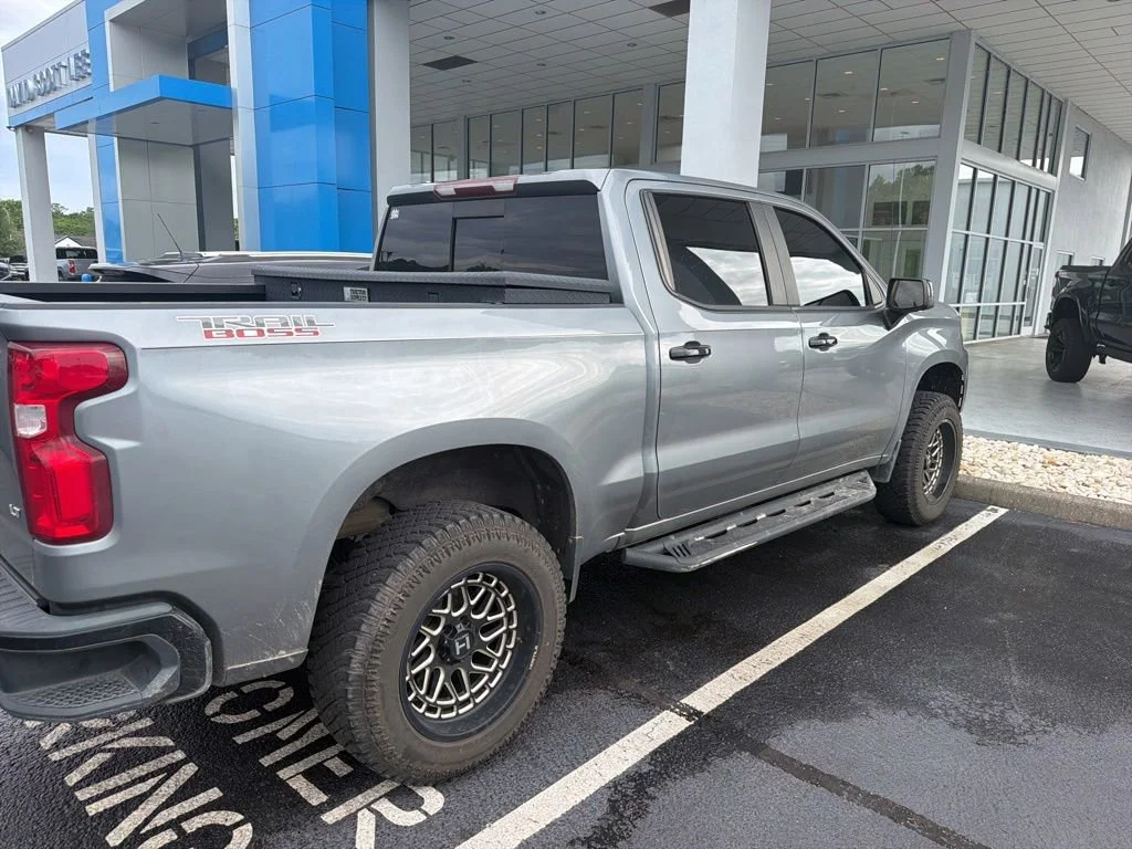 Used 2020 SATIN STEEL METALLIC Chevrolet LT Trail Boss image 6