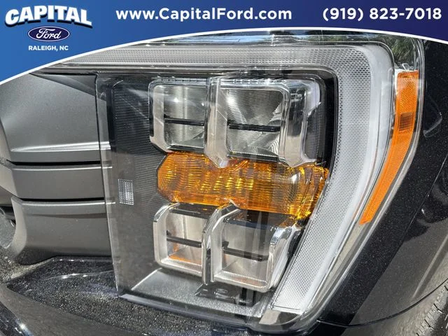 Used 2023 Black Ford XLT image 9