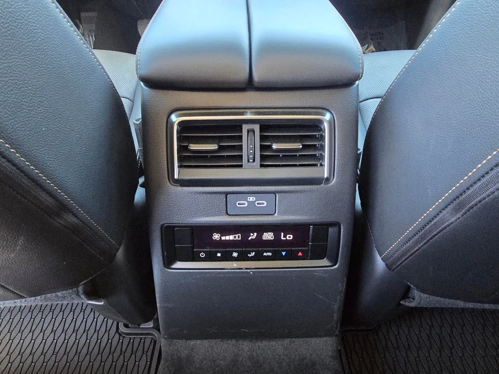 Used 2025 Rhodium White Premium Mazda Premium Package image 10