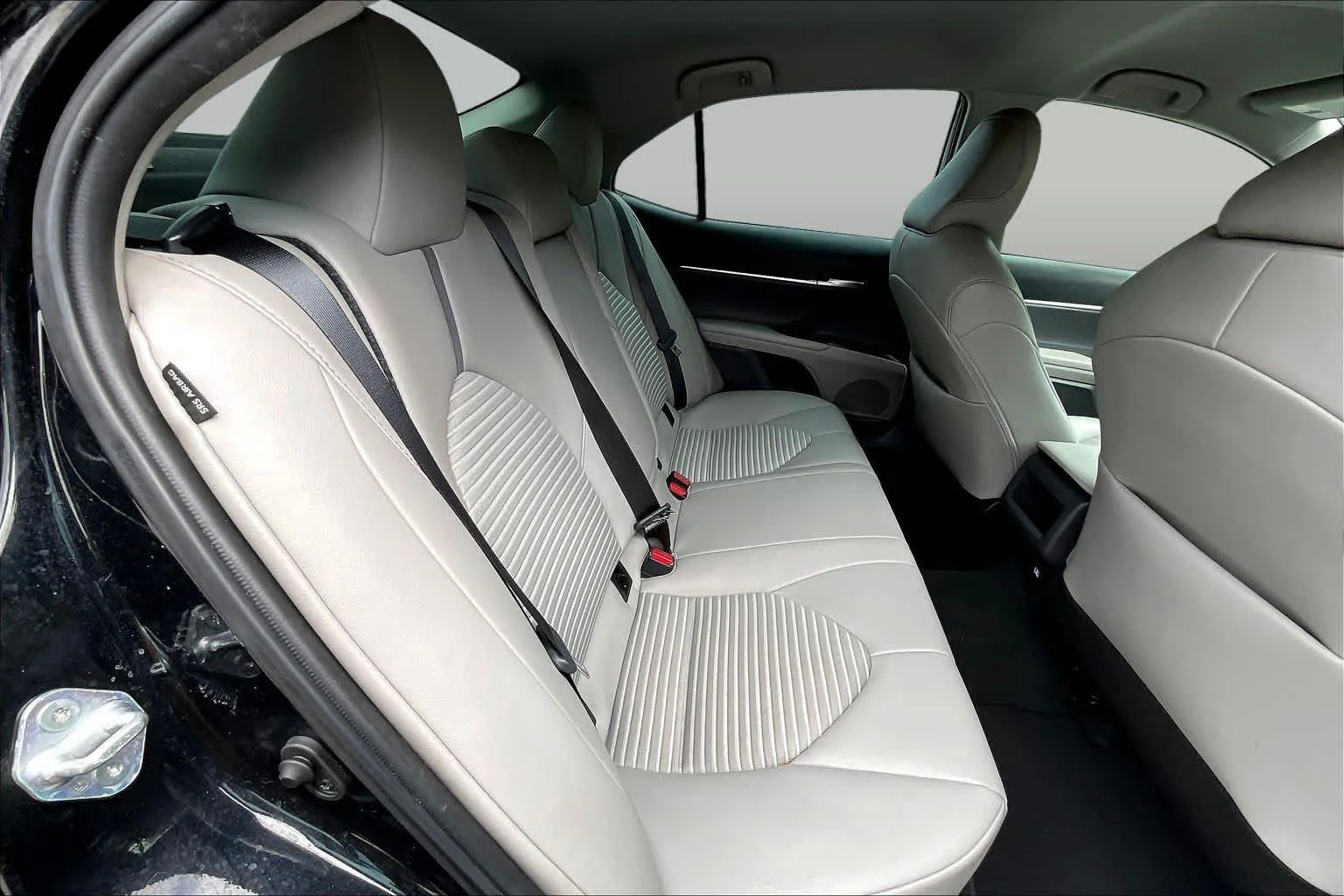 Used 2023 Midnight Black Metallic Toyota SE image 20