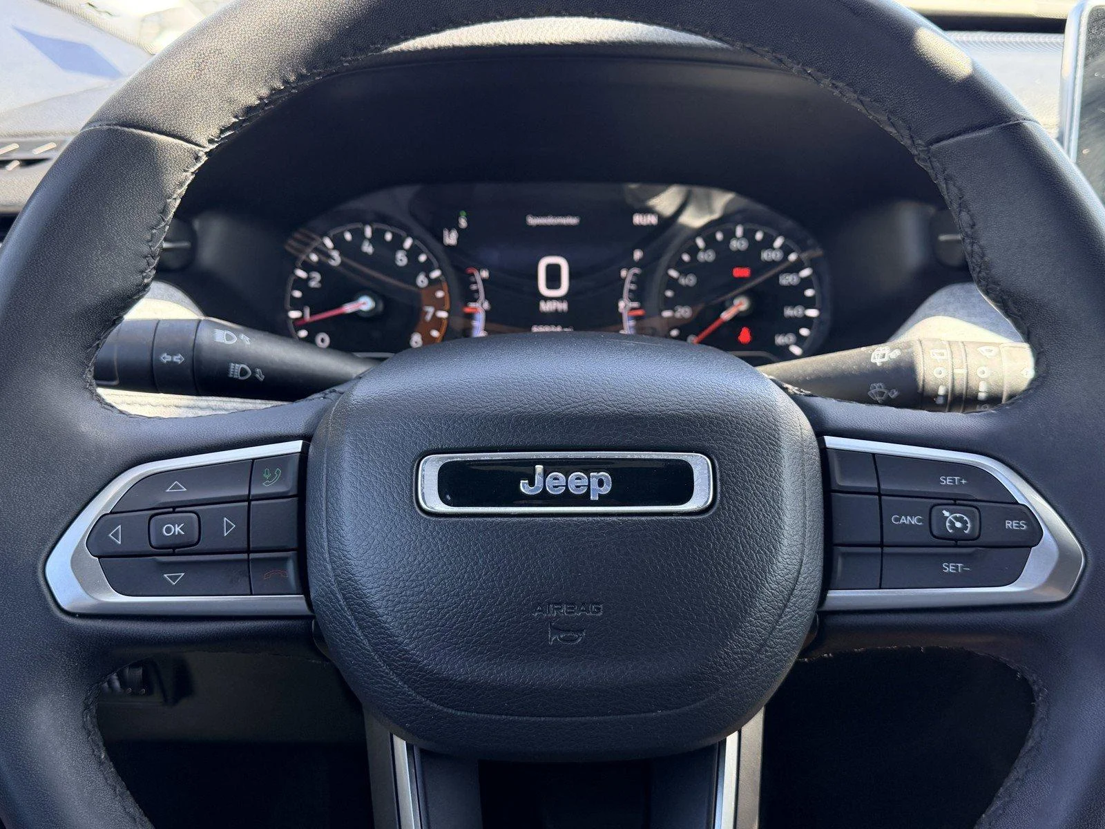Used 2024 Silver Zynith Met Jeep Latitude image 24