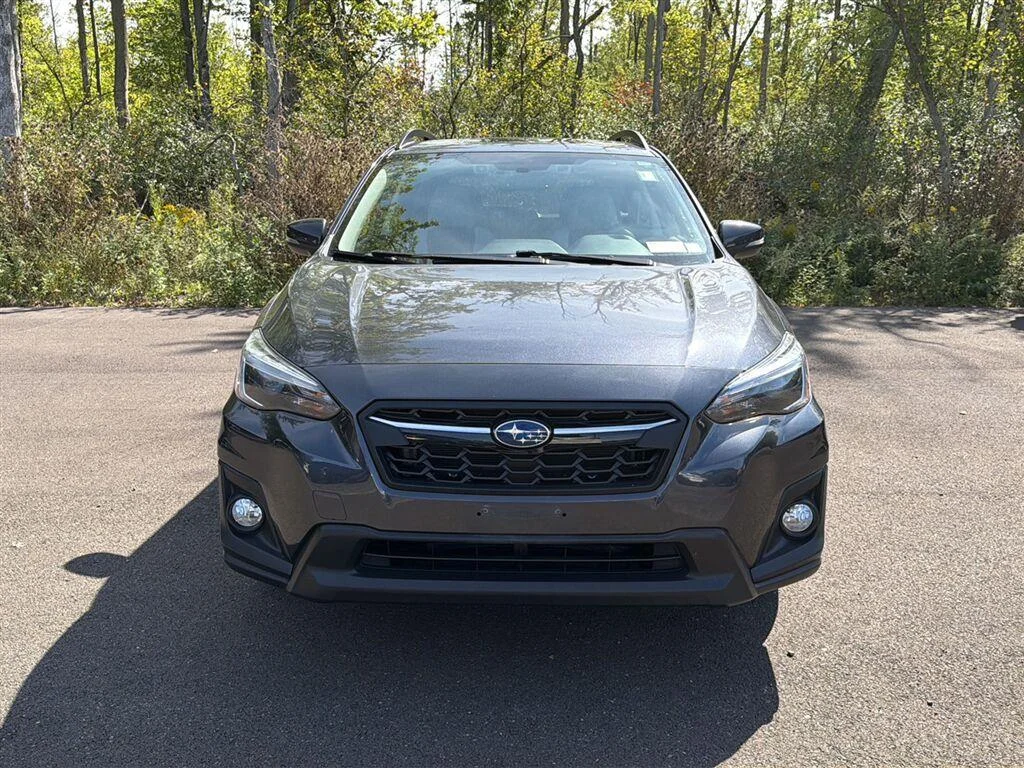 Used 2018 Dark Gray Metallic Subaru Limited image 13