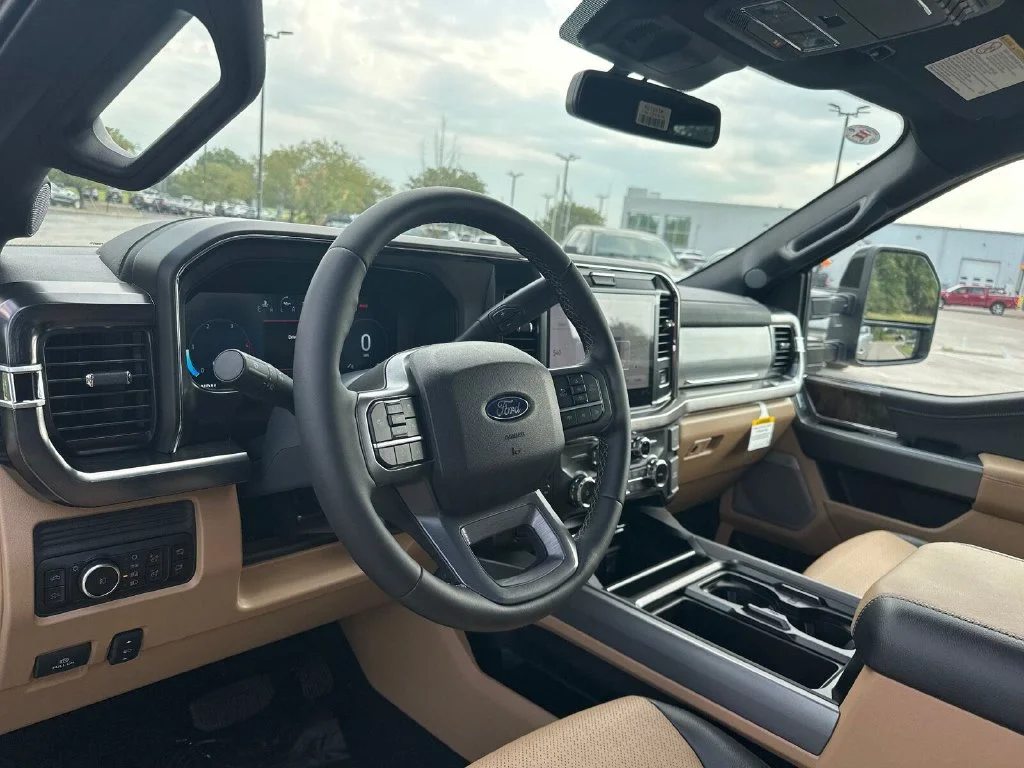 New 2027 Silver Ford Lariat image 8