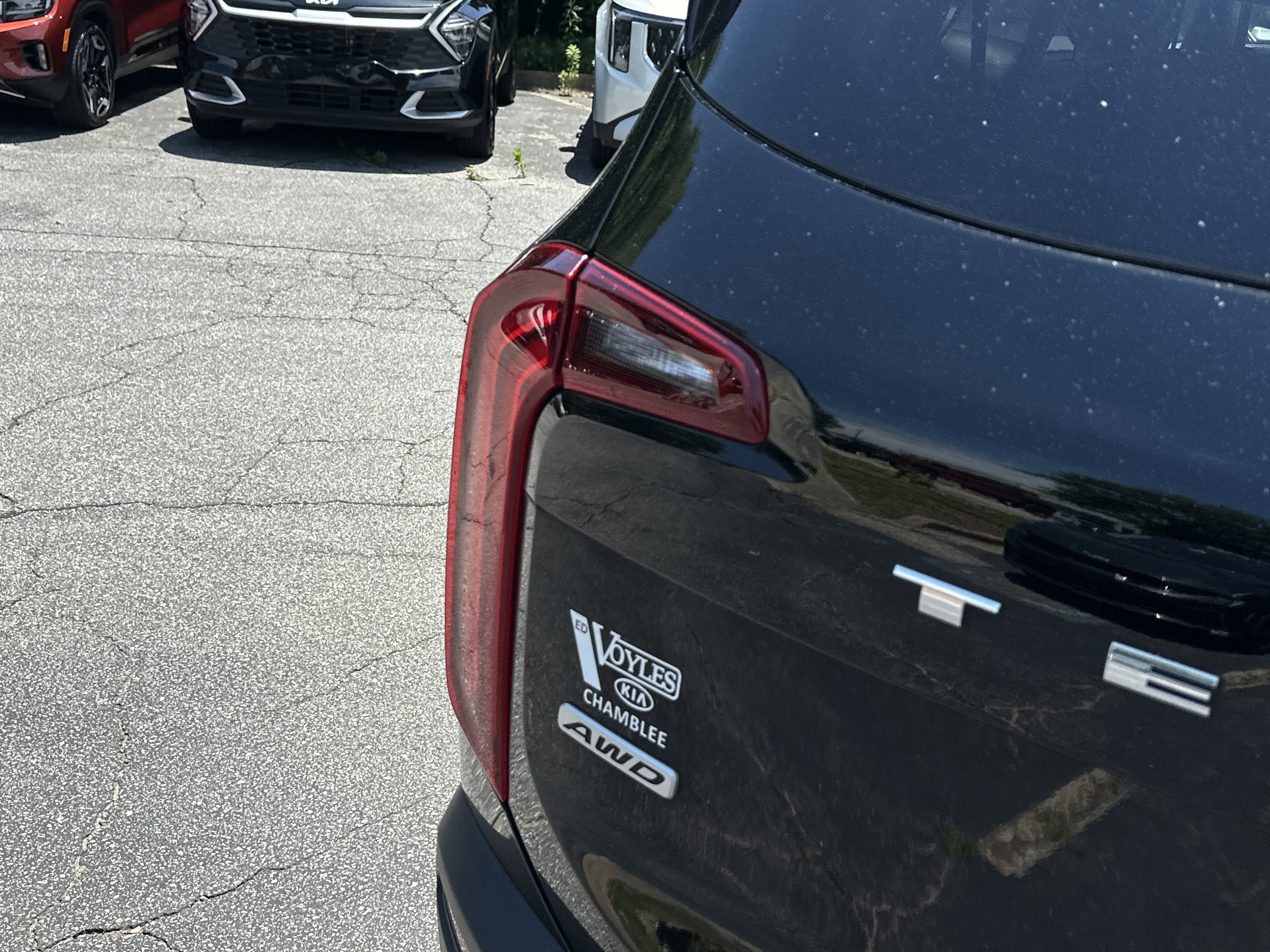 Certified Used 2020 Ebony Black Kia SX image 20