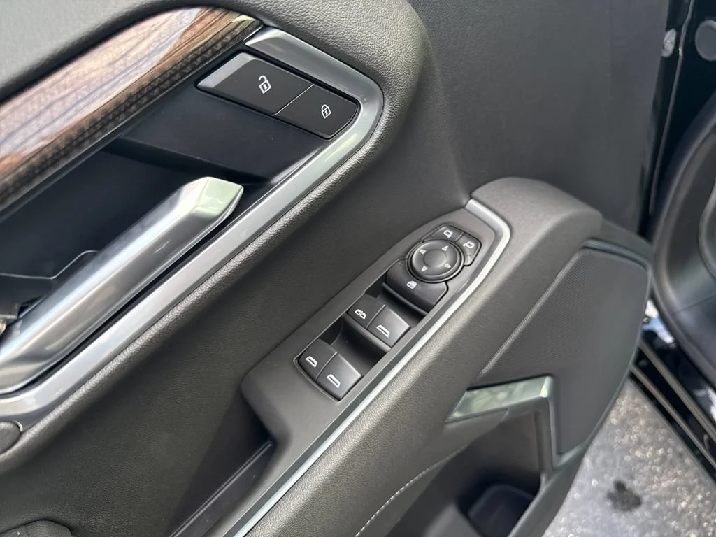 2026 Chevrolet Silverado 1500 LT - Photo 25